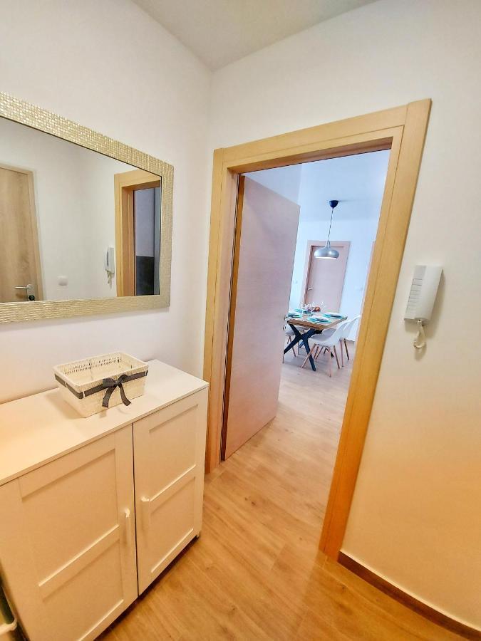Tusculum Apartment Solin Bagian luar foto